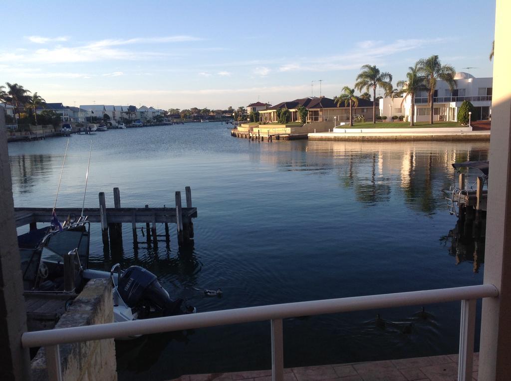 Waterside Canal Dreams Villa Mandurah Luaran gambar