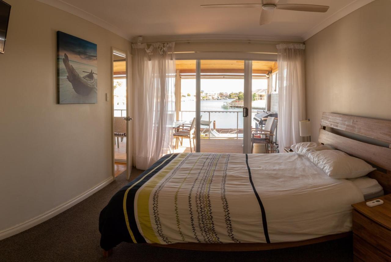 Waterside Canal Dreams Villa Mandurah Luaran gambar