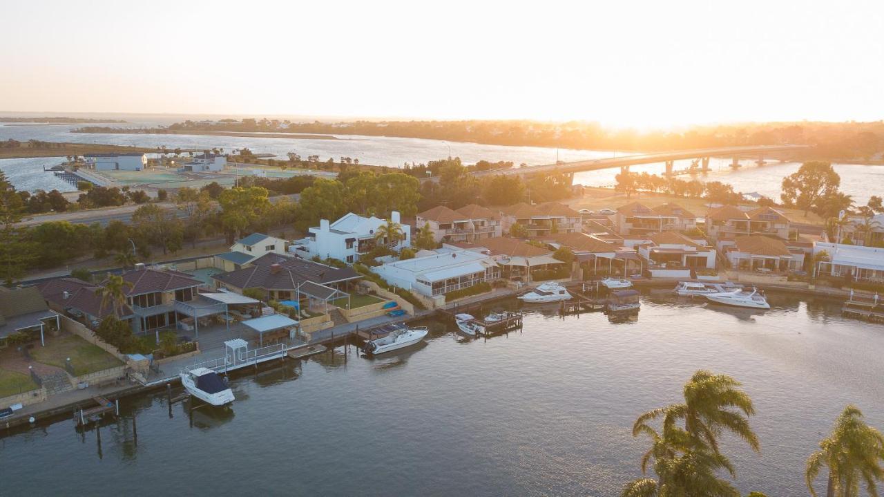 Waterside Canal Dreams Villa Mandurah Luaran gambar